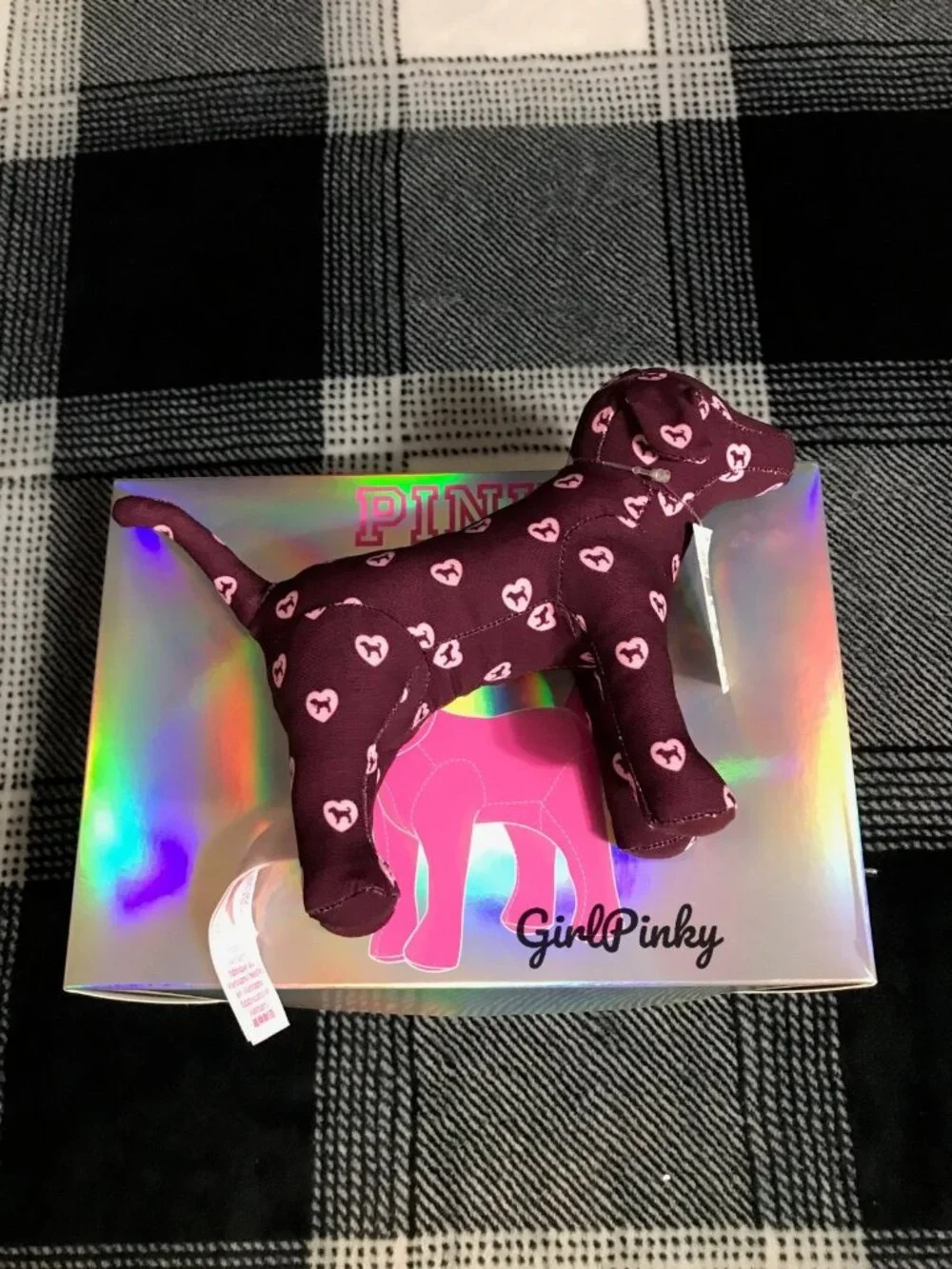 VS PINK FRIDAY COLOR-BLOCK FLEECE COZY BLANKET & MAROON MINI DOG LOVEY BUNDLE